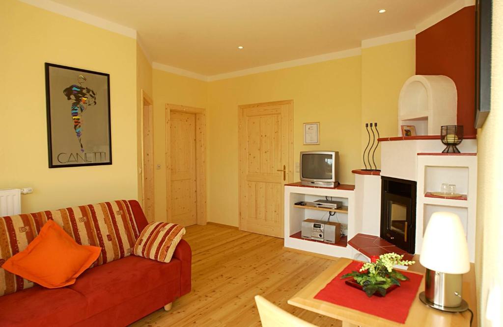 Hotel Garni Huegellandhof Neuhaus am Klausenbach Chambre photo